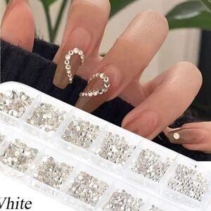Nail Art Rhinestones 1